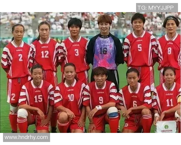 回顾1996至2006年间的足球明星风云人物与他们的辉煌成就