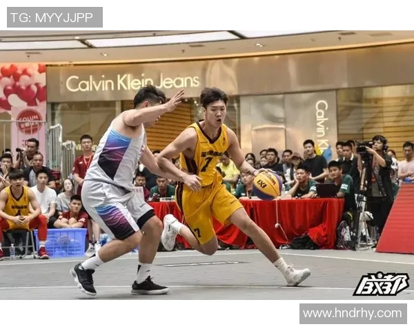 成都篮球队与深圳篮球队实力对比赛后分析与总结